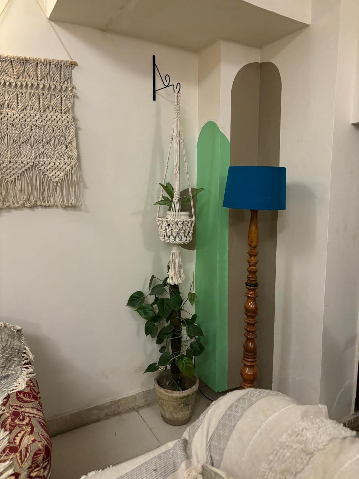 Atharva'S Homestay By Goaround Homes - Nehru Enclave Metro, South Delhi 新德里 外观 照片